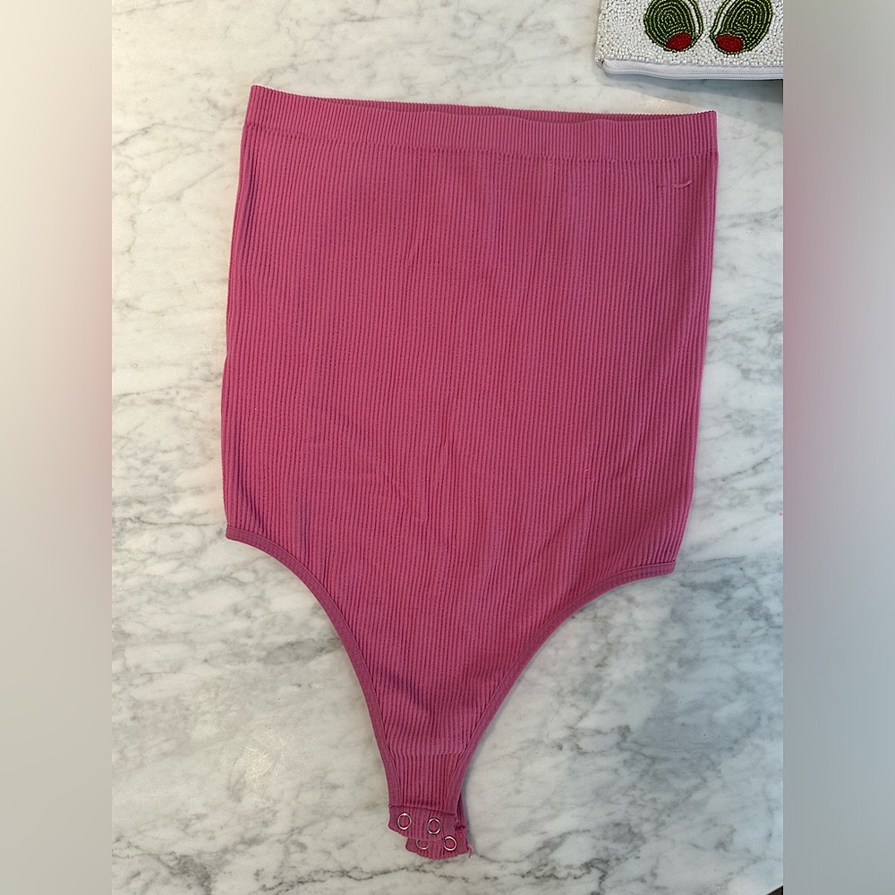 FLATTERING Pink Strapless Bodysuit